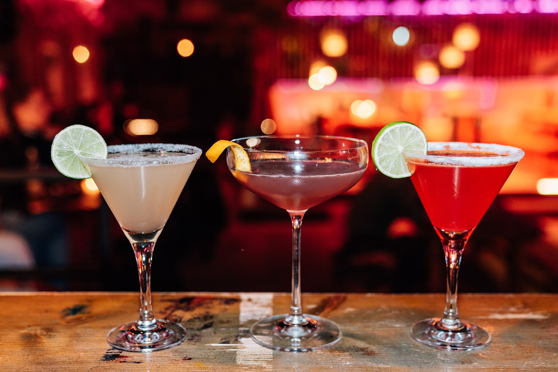 club-bar-cocktails-heaven-muenster Cocktails auf der Theke im Heaven Club Münster
